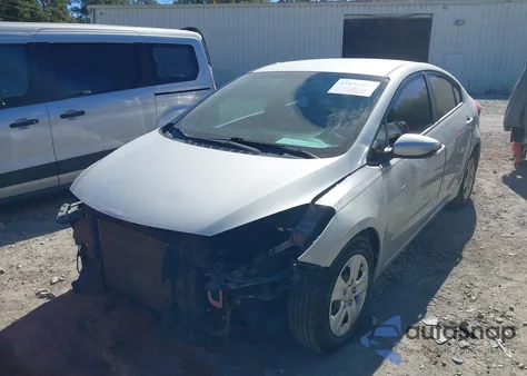 2016 Kia Forte Lx z USA, uszkodzony, nr VIN KNAFK4A61G5466903